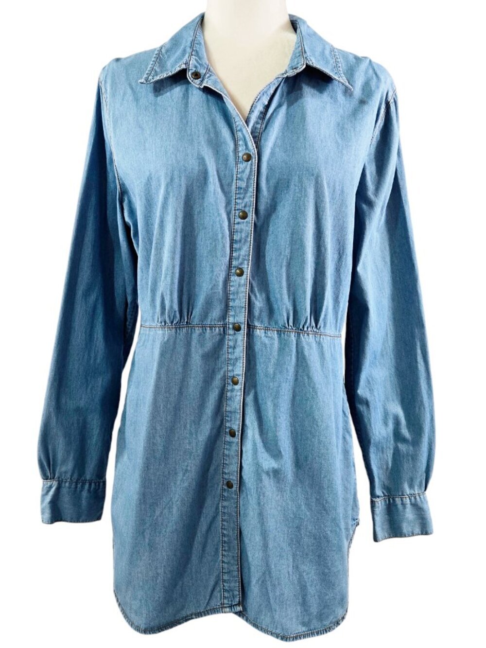Cabi 100% Cotton Blue Denim Look Snap Tunic Capsule Country Living Rare 148